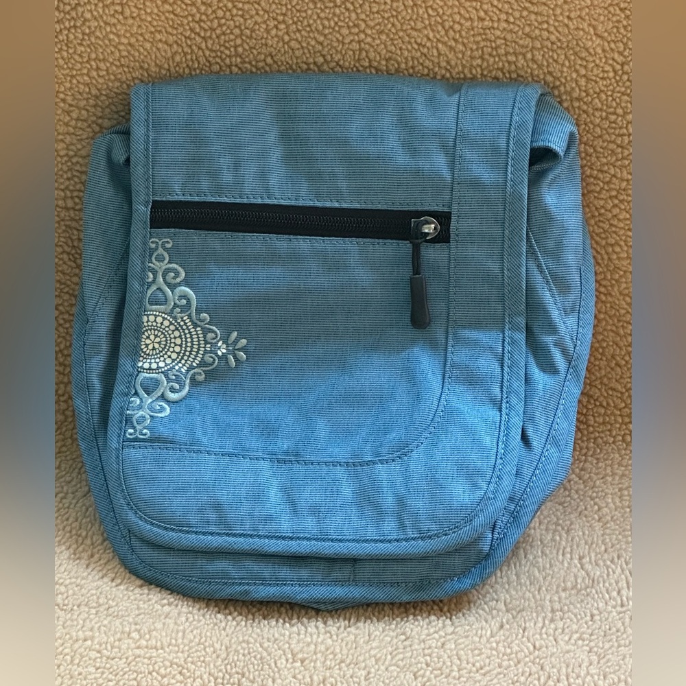 EMS light Blue Crossbody shoulder Bag purse with white embroidered design.  EUC